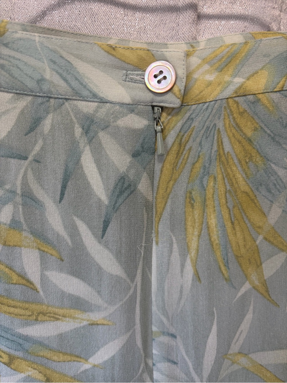 SILK VINTAGE Light Blue Botanical Print Maxi Skirt Yellow Accents DUE per DUE - Picture 6 of 14